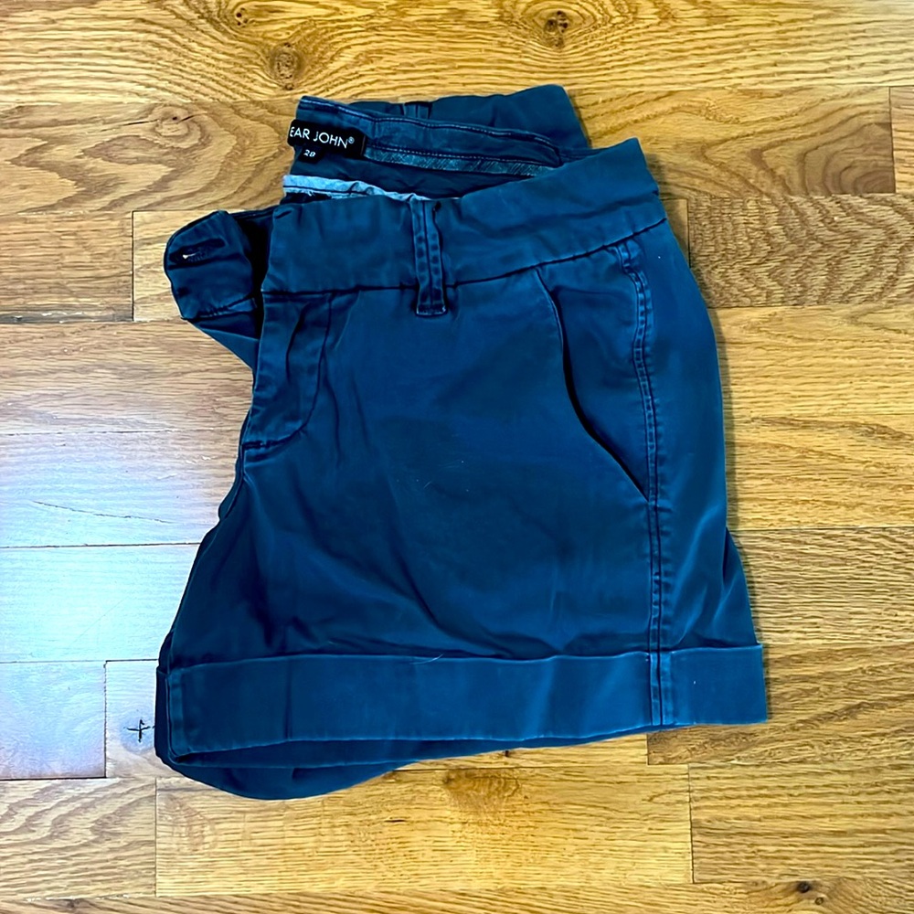 Cotton/Stretch Cuffed shorts